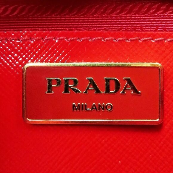 Authentic PRADA Red Galleria Saffiano Leather 2-Way Shoulder Bag - Picture 4 of 8